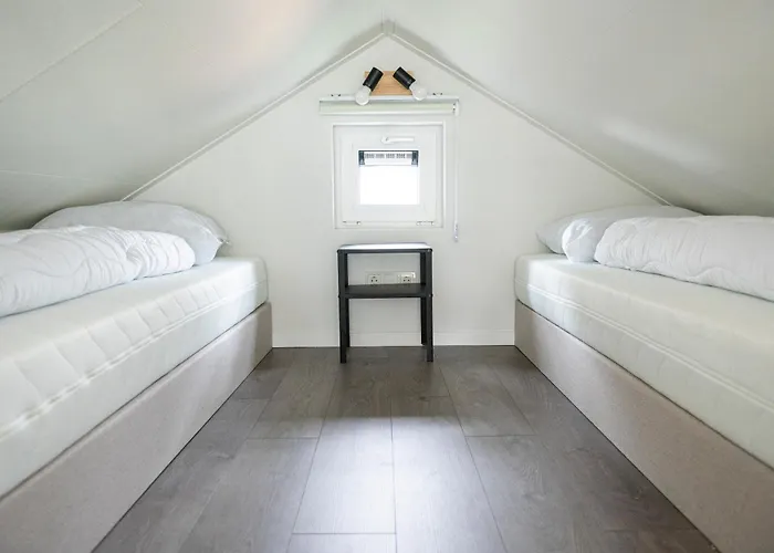 De Konijnenberg Tiny House Camping *