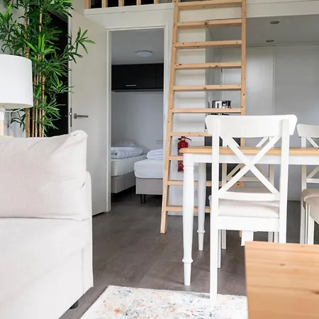 Kemping De Konijnenberg Tiny House Harderwijk